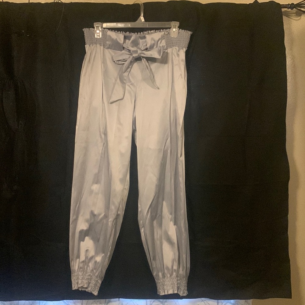 Grey/Silver Ankle Length Crop